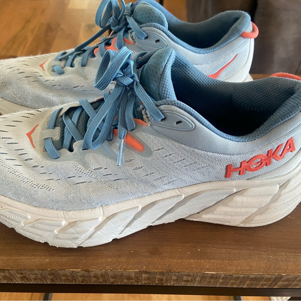 Hoka Gaviota 4 womens size 9.5